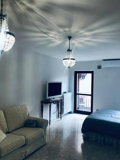 Appartement San Bernardino Monolocale Con Balcone à Vérone