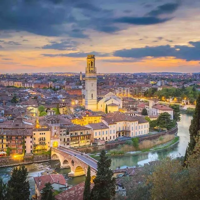 San Bernardino Monolocale Con Balcone Apartman Verona