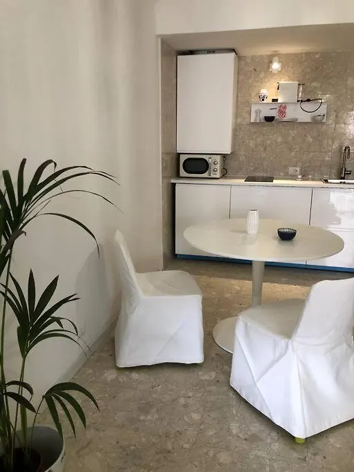 San Bernardino Monolocale Con Balcone Apartman Verona